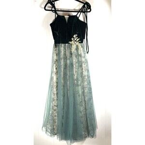 Sweet Fairy Green Velvet Sequined Tulle Lined Long Dress Medium Party Prom